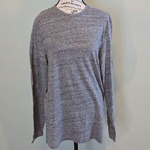 Long sleeve Old Navy tee